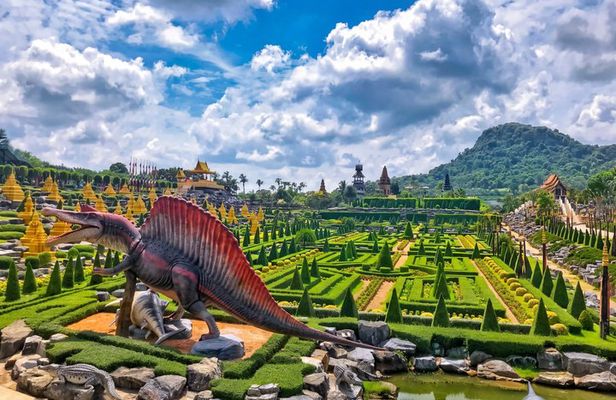 Private Nong Nooch VIP Tour Skywalk Dinosaurs and with Lunch