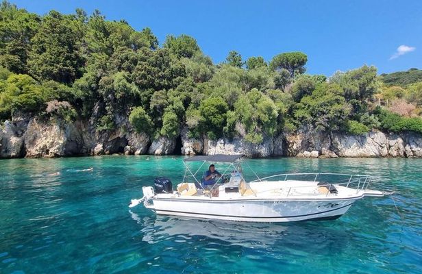 Private boat trip to Paxos Antipaxos