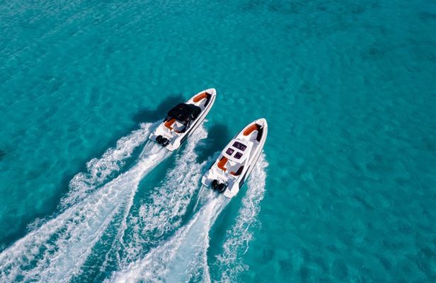 Luxury Private Speedboat Orange Bay and Paradise Island sandbank