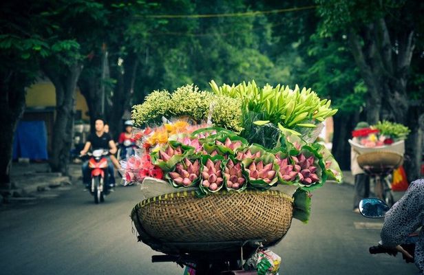 4 Hour Private Tour Hanoi Local Experience Food Coffee Wellness
