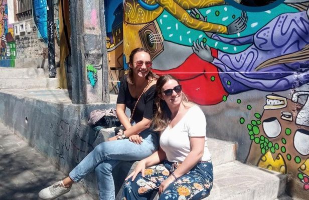 Half a Day Walking Tour with a local Valparaíso Tour Guide