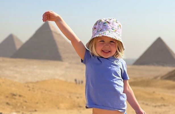 Real All-Inclusive Giza Pyramids, Sphinx, GEM Museum & Nile Tour
