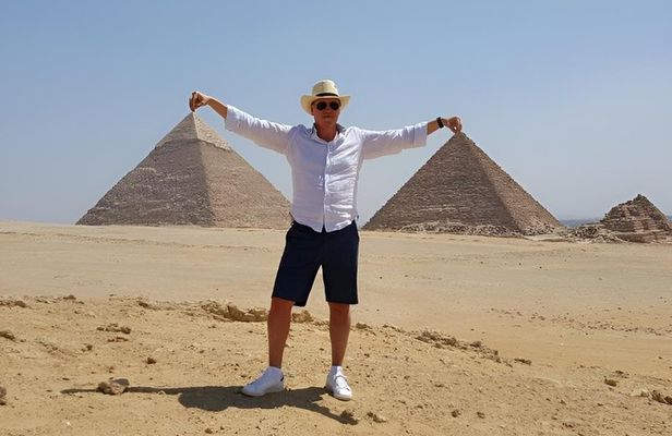 2-Day Tour Giza Pyramids,Cairo Highlights & Grand Egyptian Museum