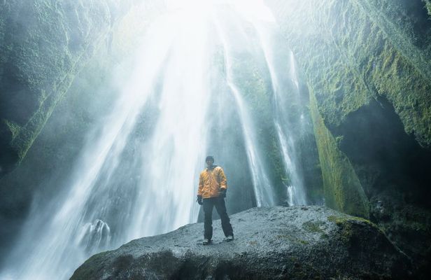 Iceland South Coast and Reykjabod Hot Springs Small Group Tour