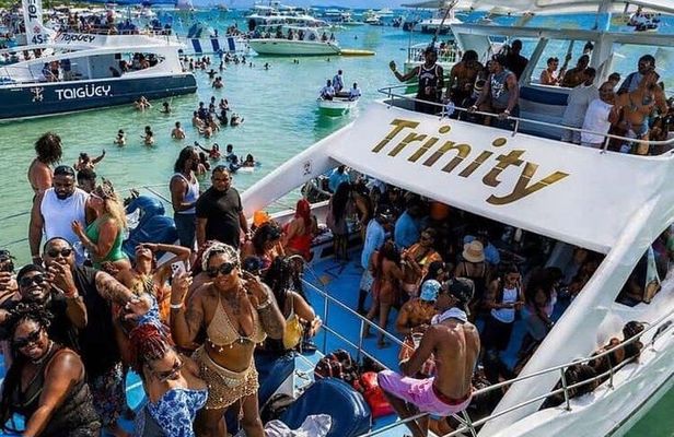 Hip Hop Beat and Live Dj Adults Only Party Boat and Free drinks