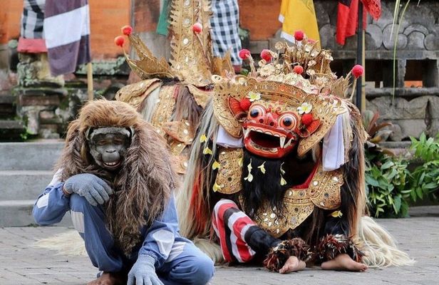 Ubud Private Tour : Barong Dance, Temple, Falls and Rice Terrace
