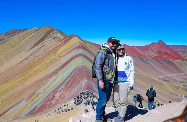 Rainbow Mountain & Red Valley Tour