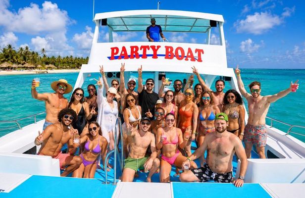 Private Party Boat and Catamaran Tours in Punta Cana