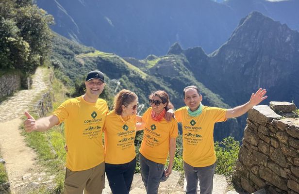 Short Inca Trail 2 Day Trek to Machu Picchu with Hotel Stay