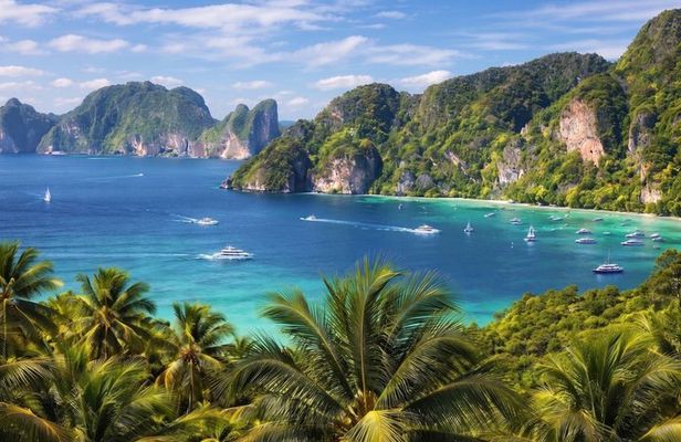 Private Phi Phi and Khai Islands Snorkeling Tour by Speedboat