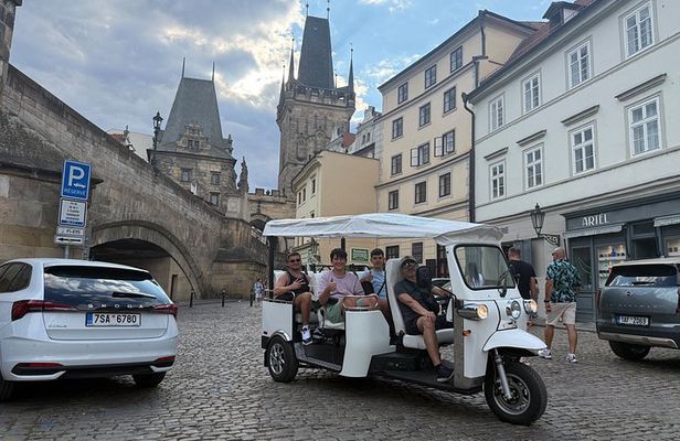 Prague Electric Tuk Tuk City Tour with Local Guide