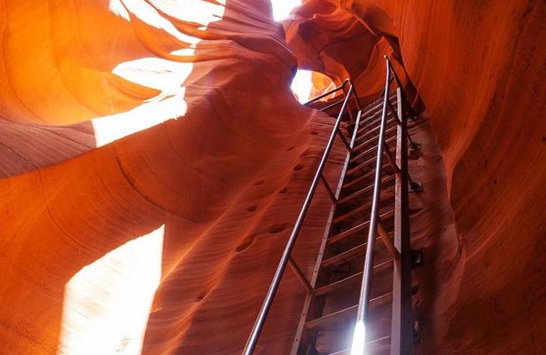 Lower Antelope Canyon Tour