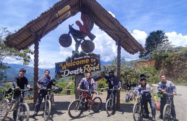 Death Road Biking Bolivia Full day BIke Tour from La Paz