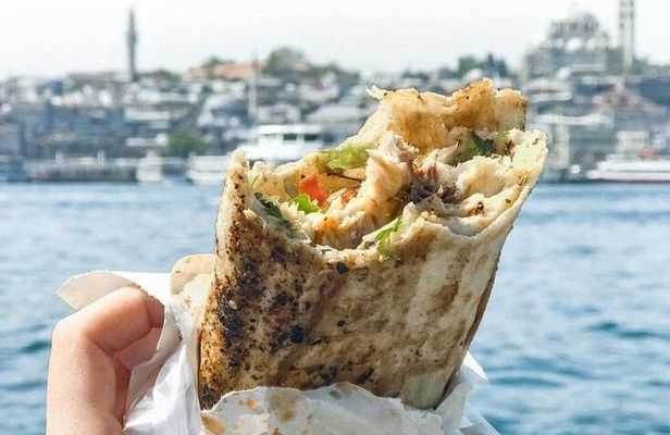 Best of Istanbul Private Guide Tour: Included Street Food Tasting