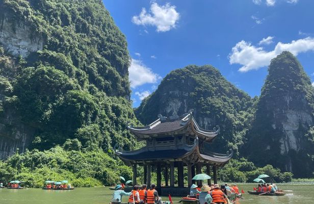 Private/Luxury Group Tour : Ninh Binh 1 Day from Ha Noi