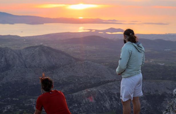 Naxos Mount Zas Guided Hike with Traditional Breakfast