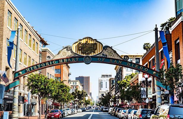 San Diego Gaslamp Quarter Walking Food Tour