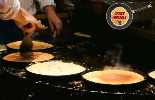 Open-air Party Bus Tour with Dutch Pancake or American Breakfast