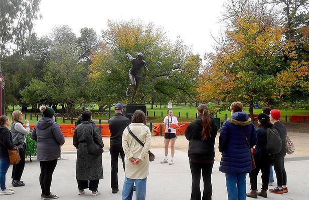 Women in Sport Walking Tour with Local AFLW Player