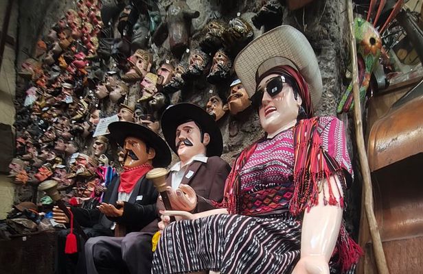 The Santo Maya: Maximón & Cusha Experience from Antigua Guatemala