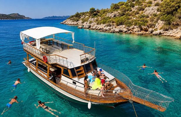 From Kas Kekova Blue Cruise with Lunch and Swim Stops