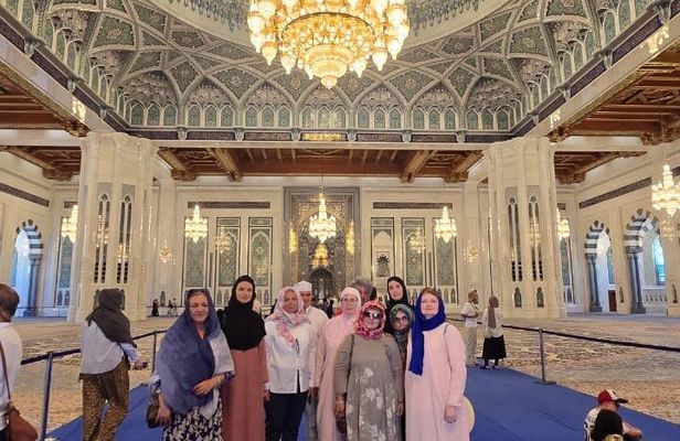 4-Hour Muscat City Highlights Shared Tour with Transfers