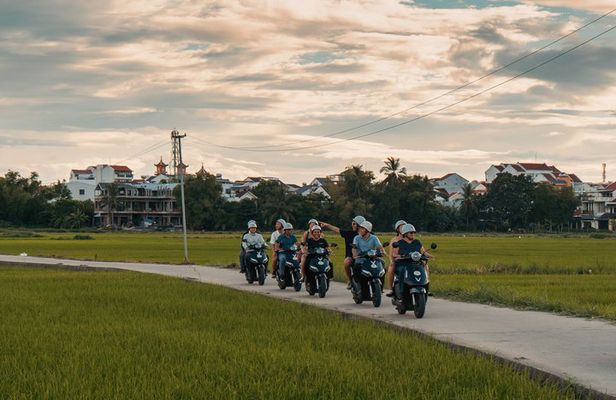 Hoi An: Hidden Gem & Craft Villages by E-scooter