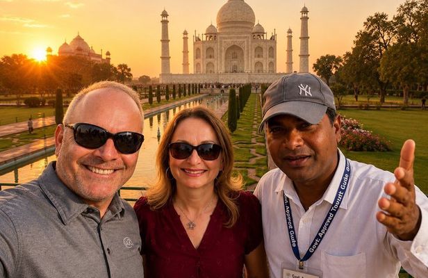 Luxury All-Inclusive Sunset Taj Mahal & Agra Fort Private Tour