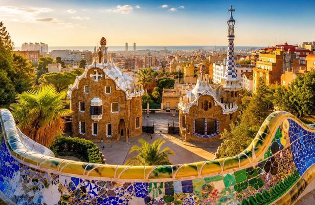 Park Guell Skip-the-Line Guided Tour in Barcelona