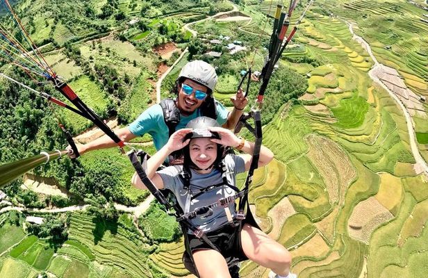 Mu Cang Chai Paragliding Experience with Free Accommodation