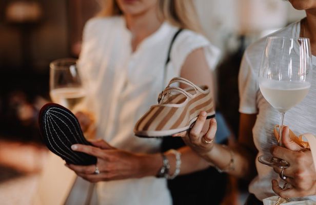 Gondolina Shoe Crafting Experience in Venice