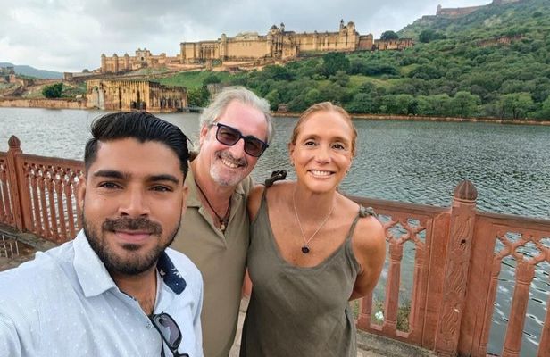 Jaipur : Private Full Day Jaipur City Tour and Transfer Delhi.