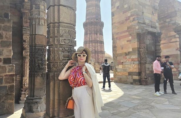 Delhi Unveiled Private Full Day Heritage and Cultural Experience