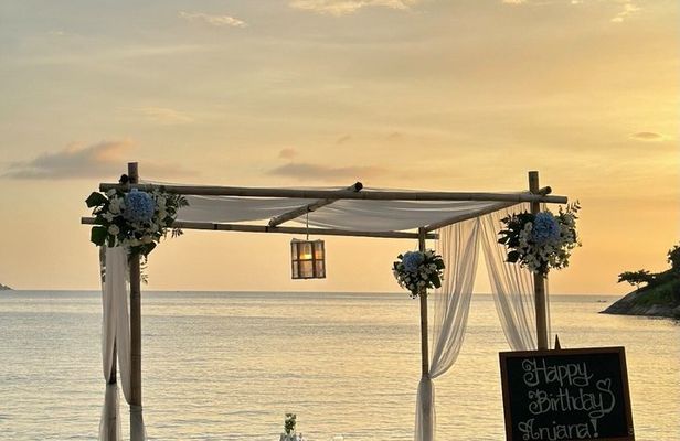 Phuket Romantic Beach Dinner with International Set Menu