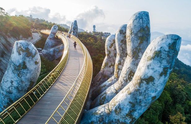Da Nang Ba Na Hills and Golden Bridge Small Group with Lunch