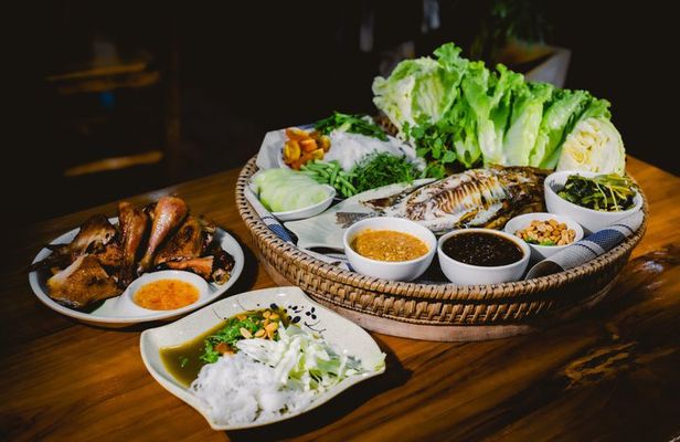 Luang Prabang Essentials Food Tour