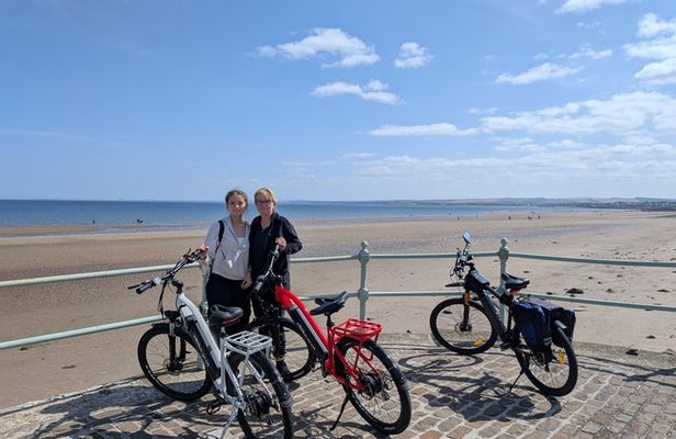 Edinburgh Electric Bike City & Coast Tour | Small Group