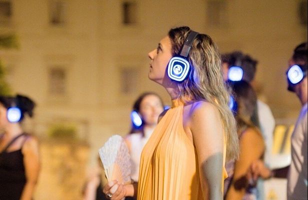Palermo Noir Immersive 3DAudio Walking Tour and Boat Aperitif