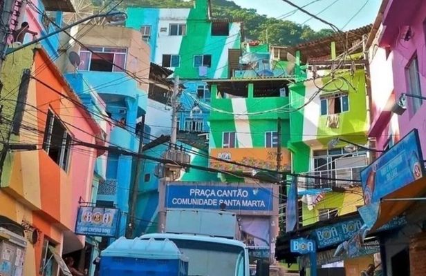 Favela Santa Marta an authentic local experience