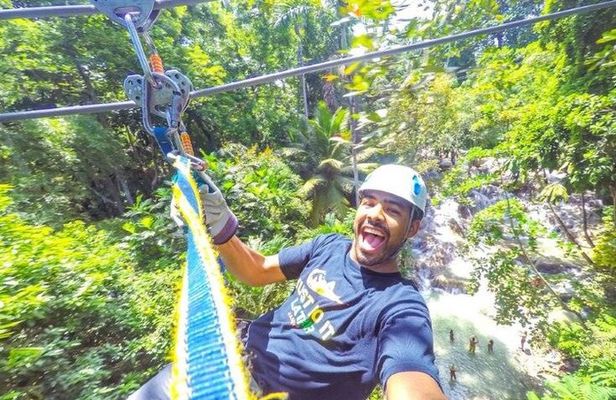 Private Zipline over Dunn's River Falls with Hotel/Cruise Pickup