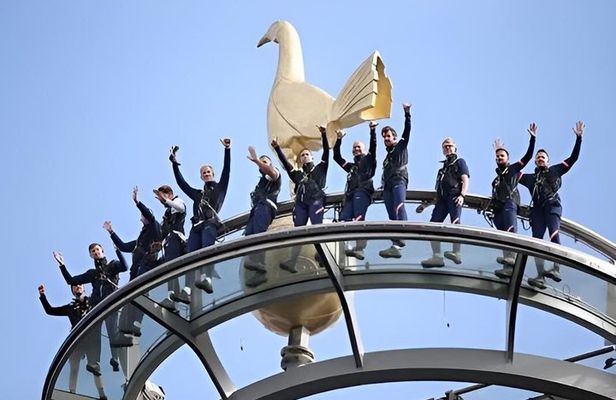 Tottenham Hotspur Stadium Tour and The Dare Skywalk in London