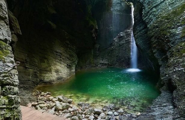 Emerald River Tour Exciting Day Trip to Soča Valley