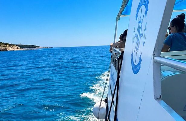 Brijuni All-Inclusive Boat Tour with Lunch, Drinks & Swim Stop