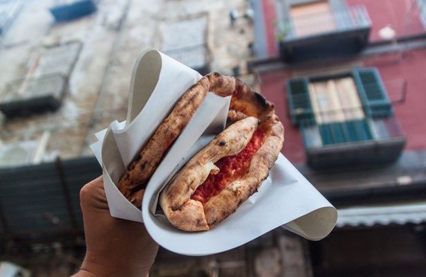 Naples Street Food Experience & Historic Center Walking Tour