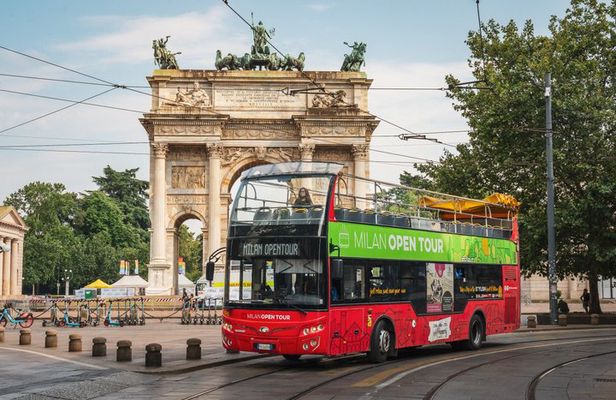72-Hour "Gray Line" Milan Hop-On Hop-Off Tour with Audio Guide
