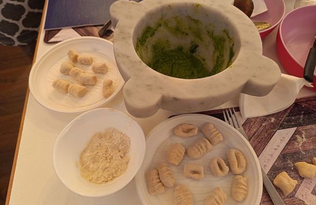 Genoa Handmade Gnocchi and Pesto Class with Wine Tasting