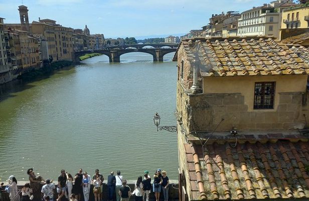 Uffizi and Vasari Corridor Medici Experience
