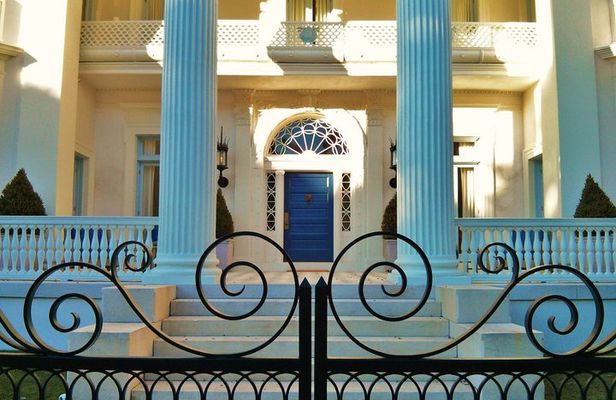 Private Driving and House Tour of Downtown Historic Charleston