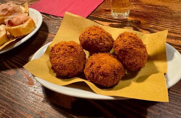 Venice food and wine tour - eat and drink like a local