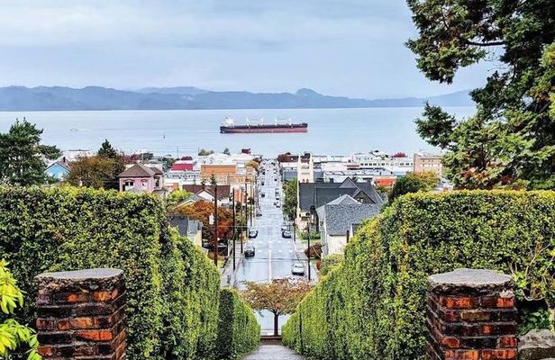 Oregon Coast Full Day Tour Astoria Goonies House and Cannon Beach